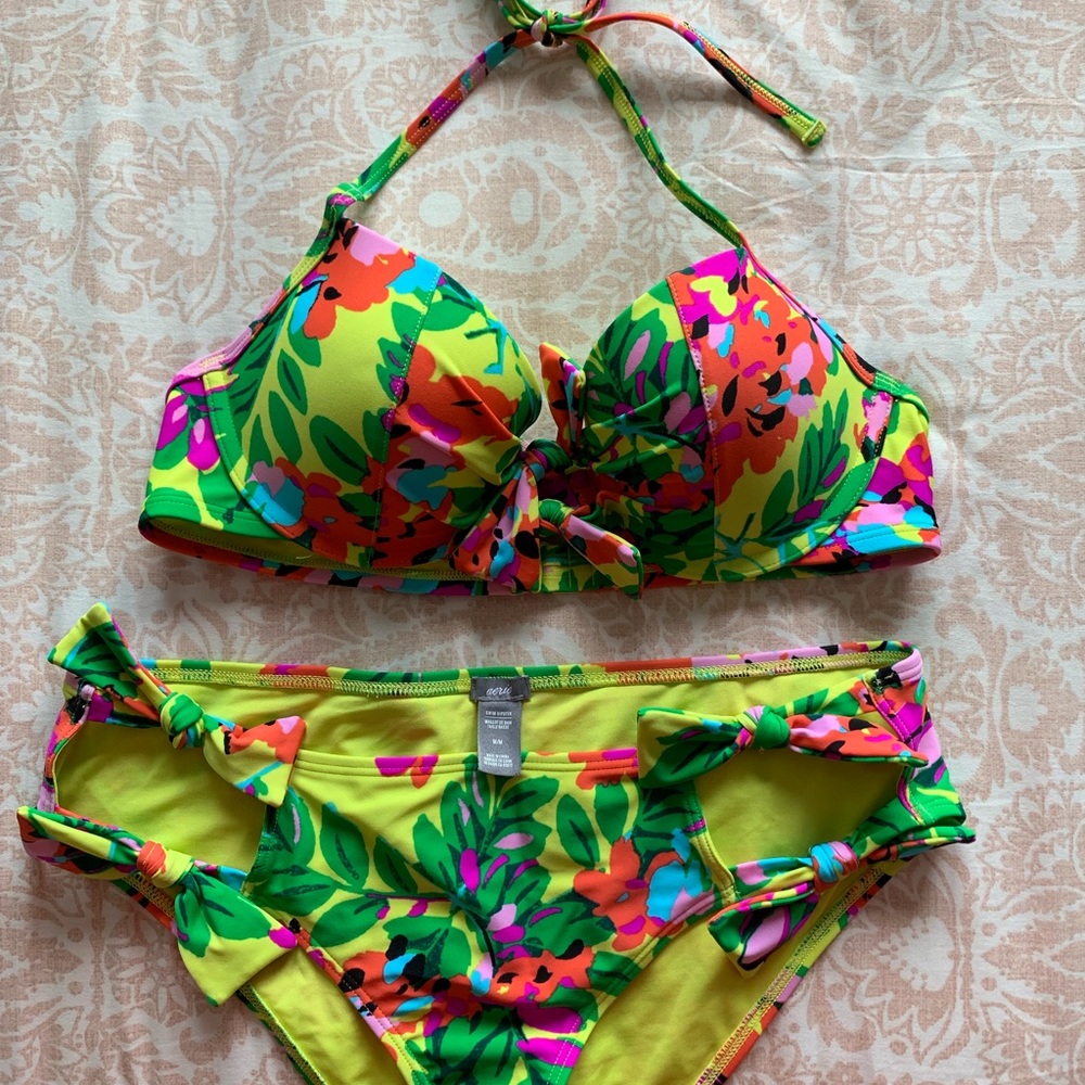 AE Swimsuit